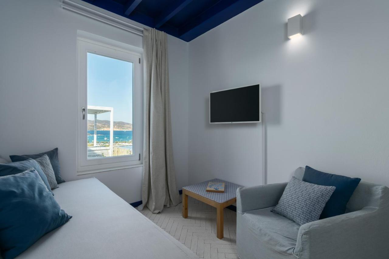 פולוניה Milos Breeze Boutique Hotel מראה חיצוני תמונה