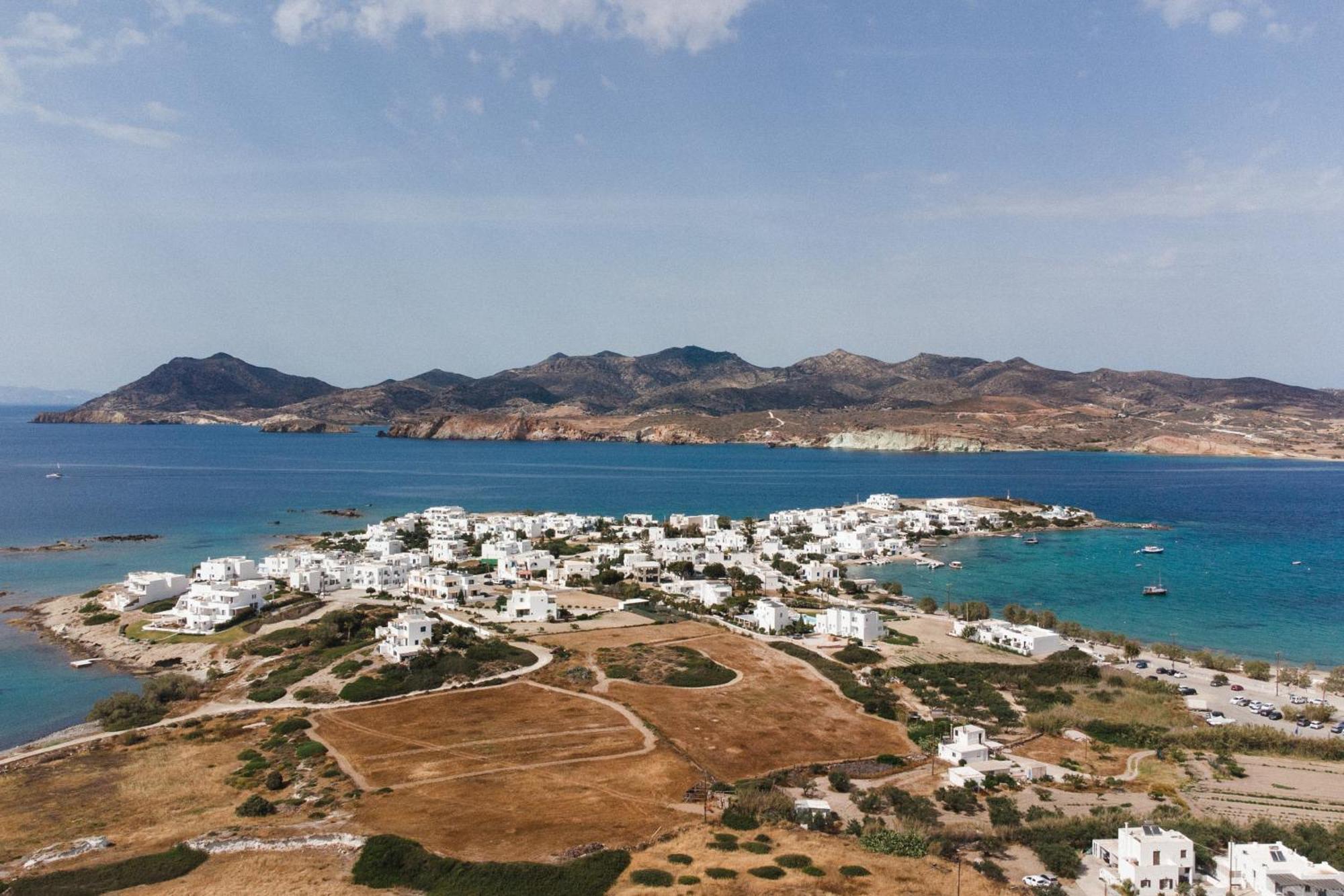 פולוניה Milos Breeze Boutique Hotel מראה חיצוני תמונה