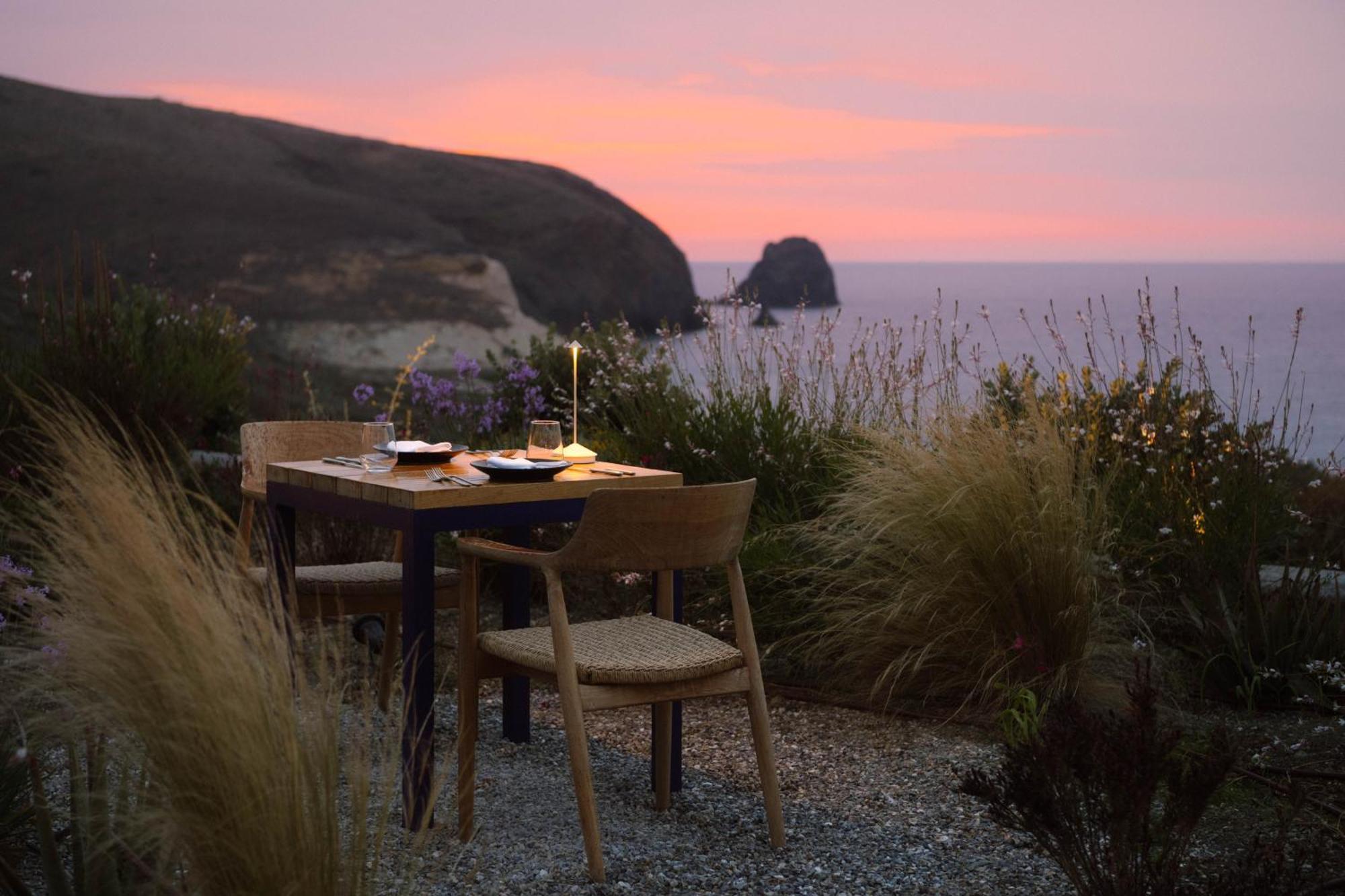 פולוניה Milos Breeze Boutique Hotel מראה חיצוני תמונה